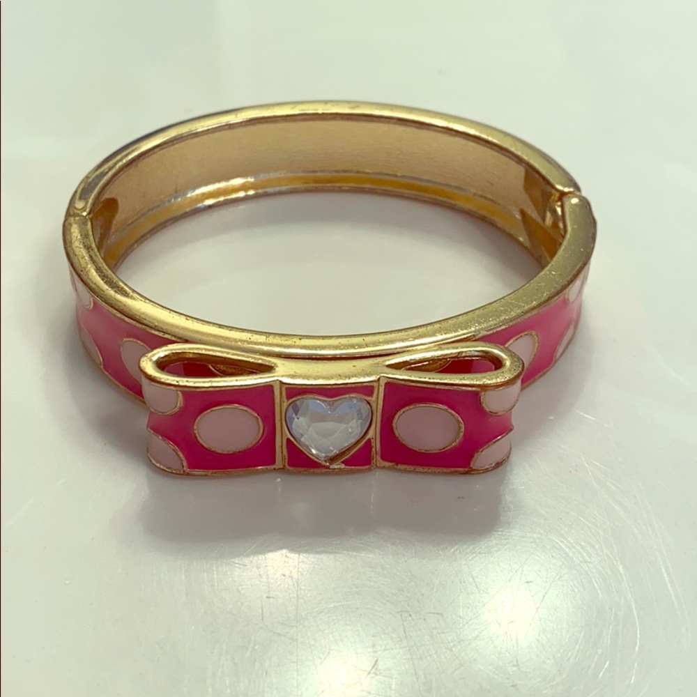 Betsey Johnson bracelet 💕